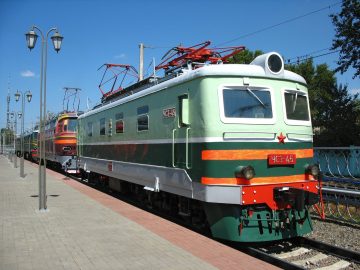 Электросчётчик и провода садового товарищества