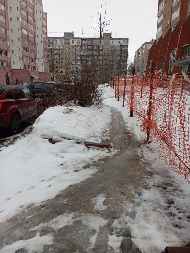 В Ярославле прокуратура проверила «козью тропу» к брагинской поликлинике