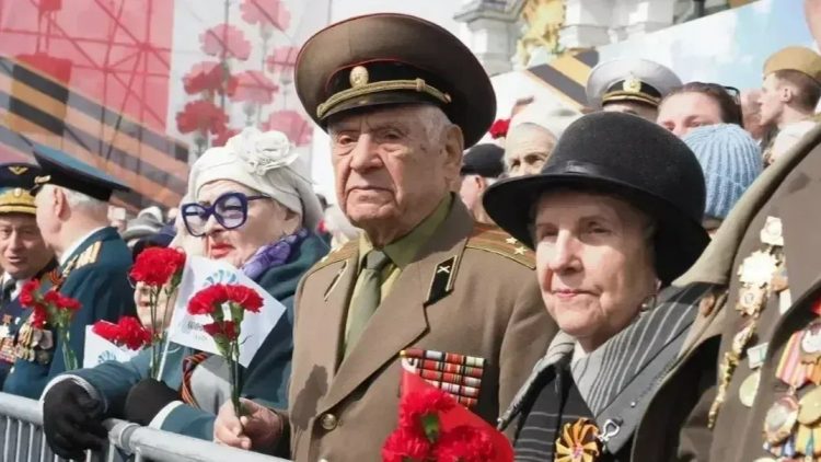 Ветераны Великой Отечественной войны к 80-летию Победы получат единовременные выплаты.