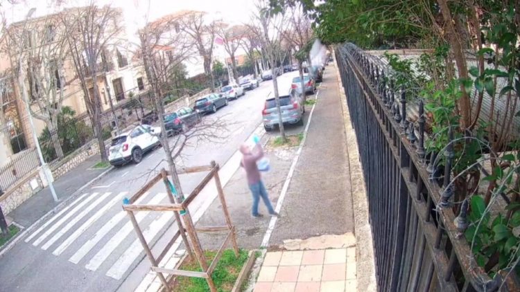 Год лишения свободы грозит напавшим на генконсульство России в Марселе