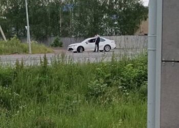 В Ярославле неизвестные на улицах предлагают в подарок красную икру